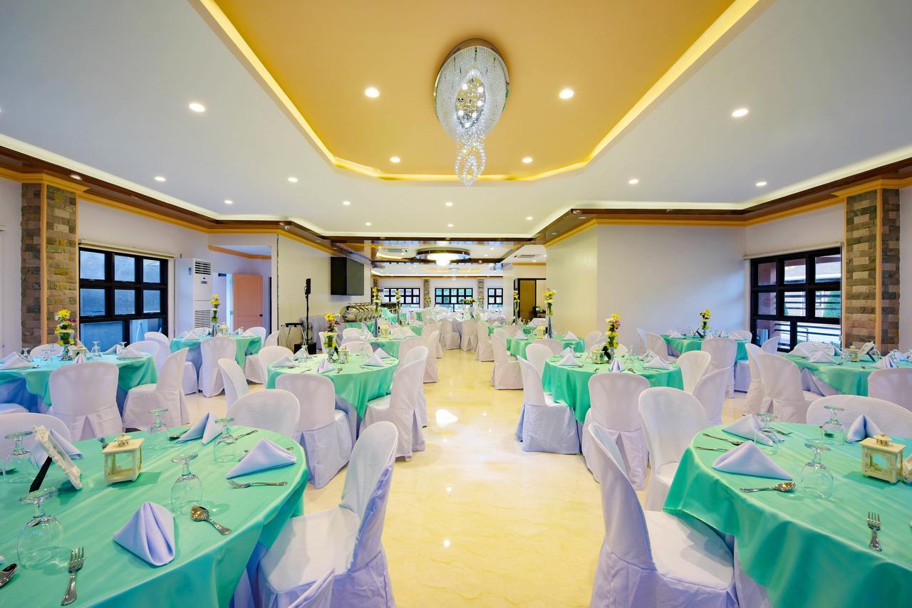 Kabaleyan Cove Resort Powered By Cocotel San Carlos  Exterior photo